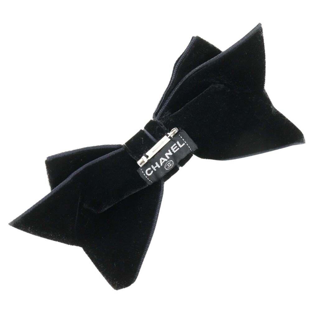 CHANEL Black Brooch - Picture 2 of 5